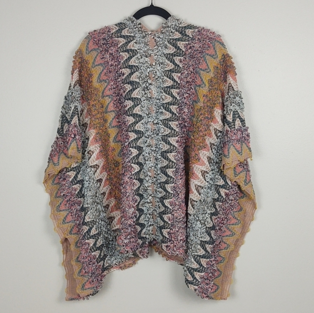 Akemi + Kin Kimono 🔥 - Picture 4 of 6